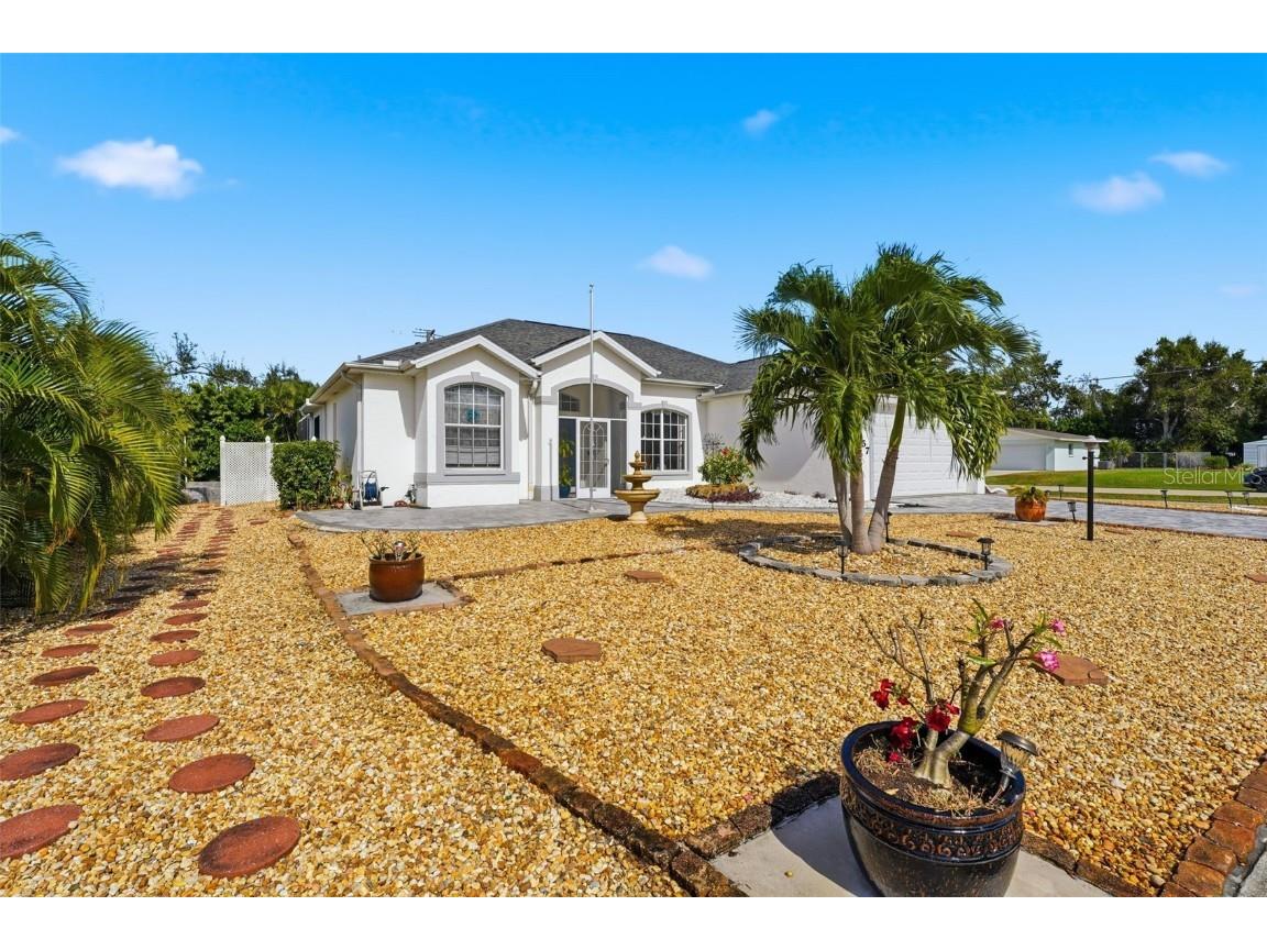 957 Cypress Avenue Venice FL 34285 N6141314 image1