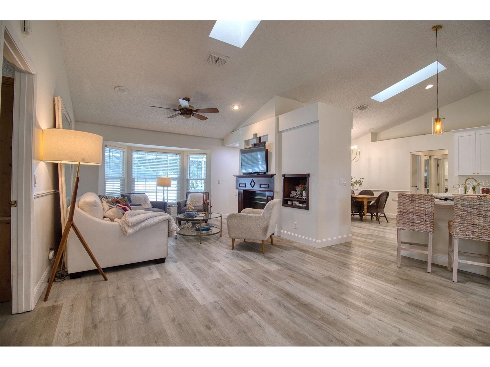 957 Edgehill Drive Palm Harbor FL 34684 TB8510478 image3