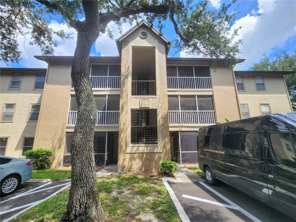 957 Salt Pond Place #201 Altamonte Springs FL 32714 O6135621 image1