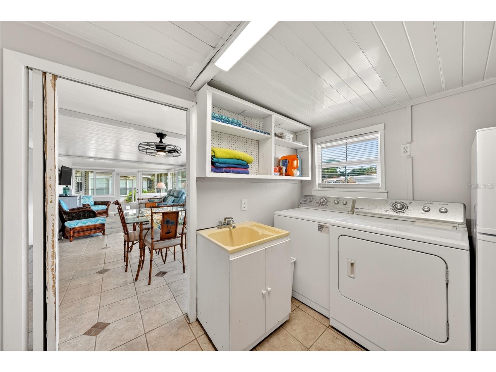 957 Todd Way Tavares FL 32778 - HARRIS CHAIN OF LAKES G5111601 image23