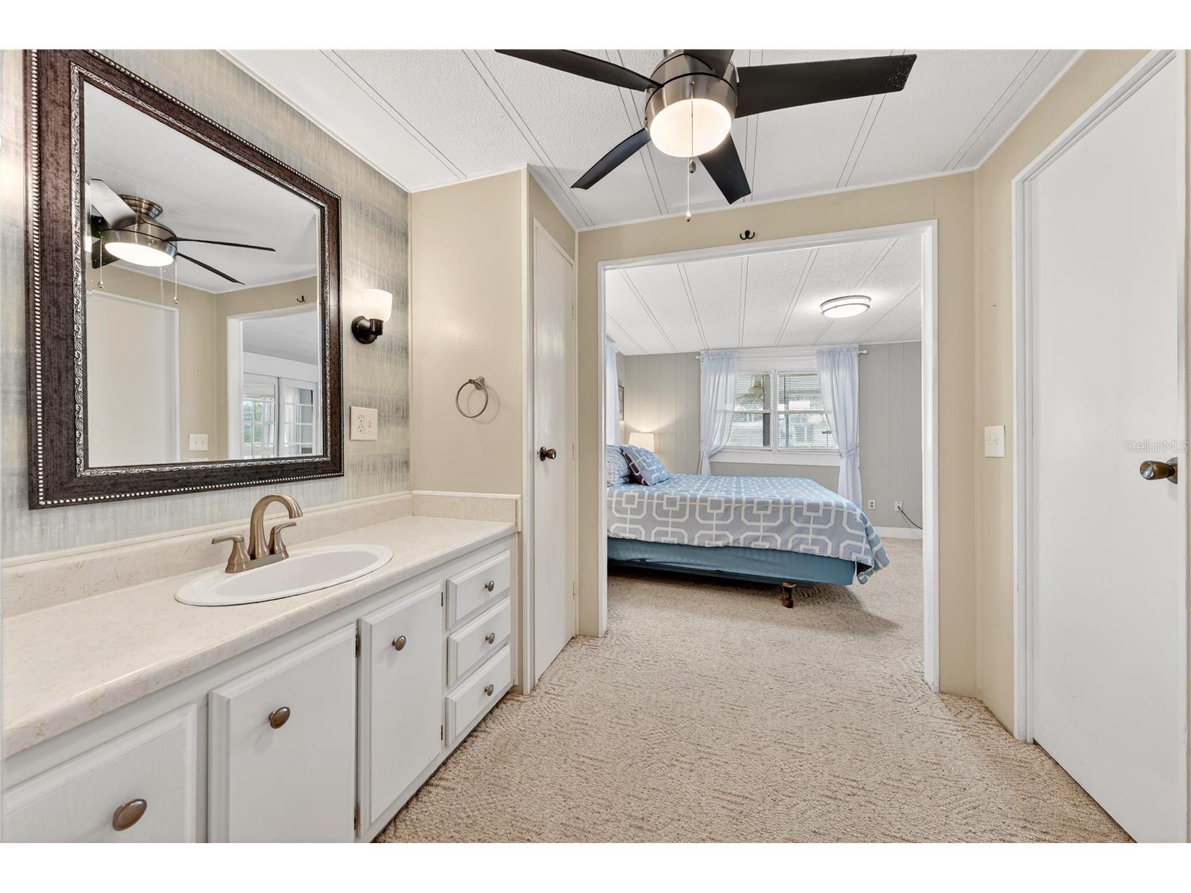 957 Todd Way Tavares FL 32778 - HARRIS CHAIN OF LAKES G5111601 image30