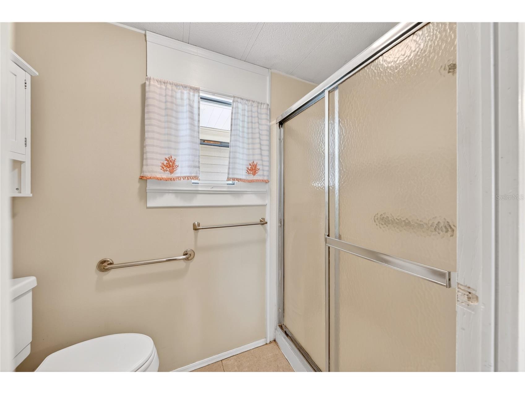 957 Todd Way Tavares FL 32778 - HARRIS CHAIN OF LAKES G5111601 image32