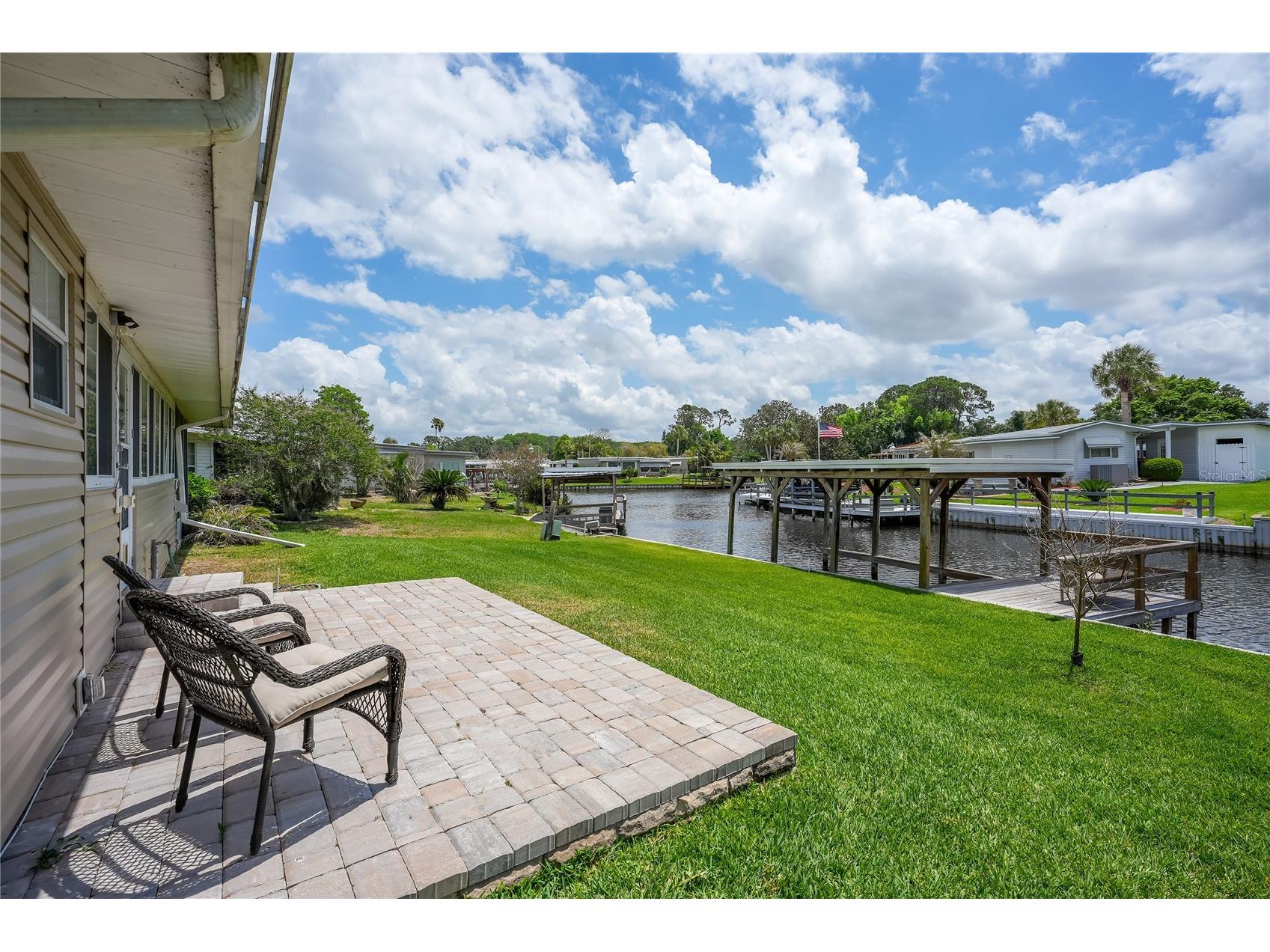 957 Todd Way Tavares FL 32778 - HARRIS CHAIN OF LAKES G5111601 image43