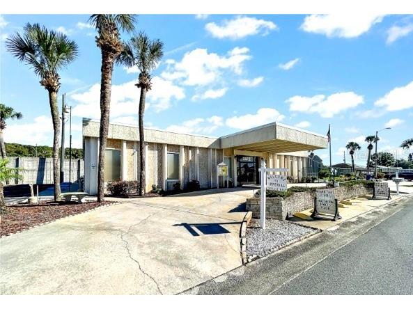 957 Todd Way Tavares FL 32778 - HARRIS CHAIN OF LAKES G5111601 image61