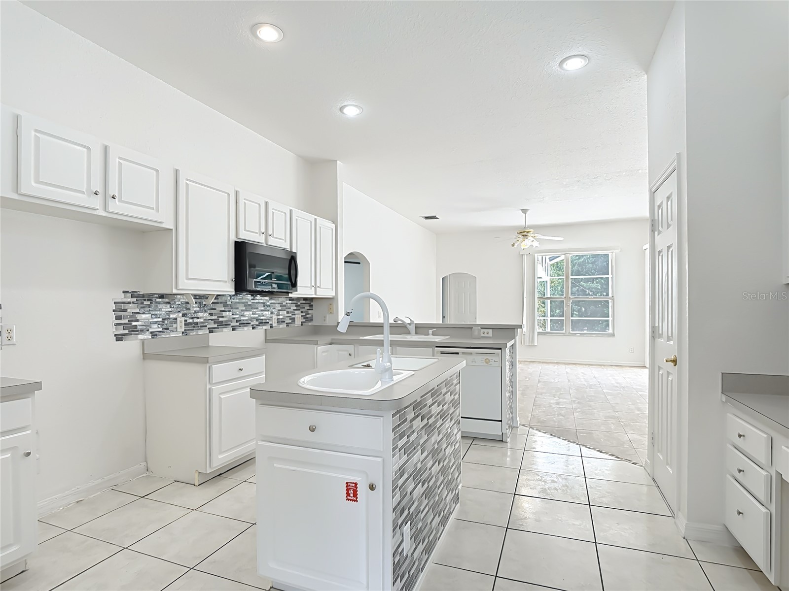 957 Via Bianca Drive Davenport FL 33896 S5153410 image11