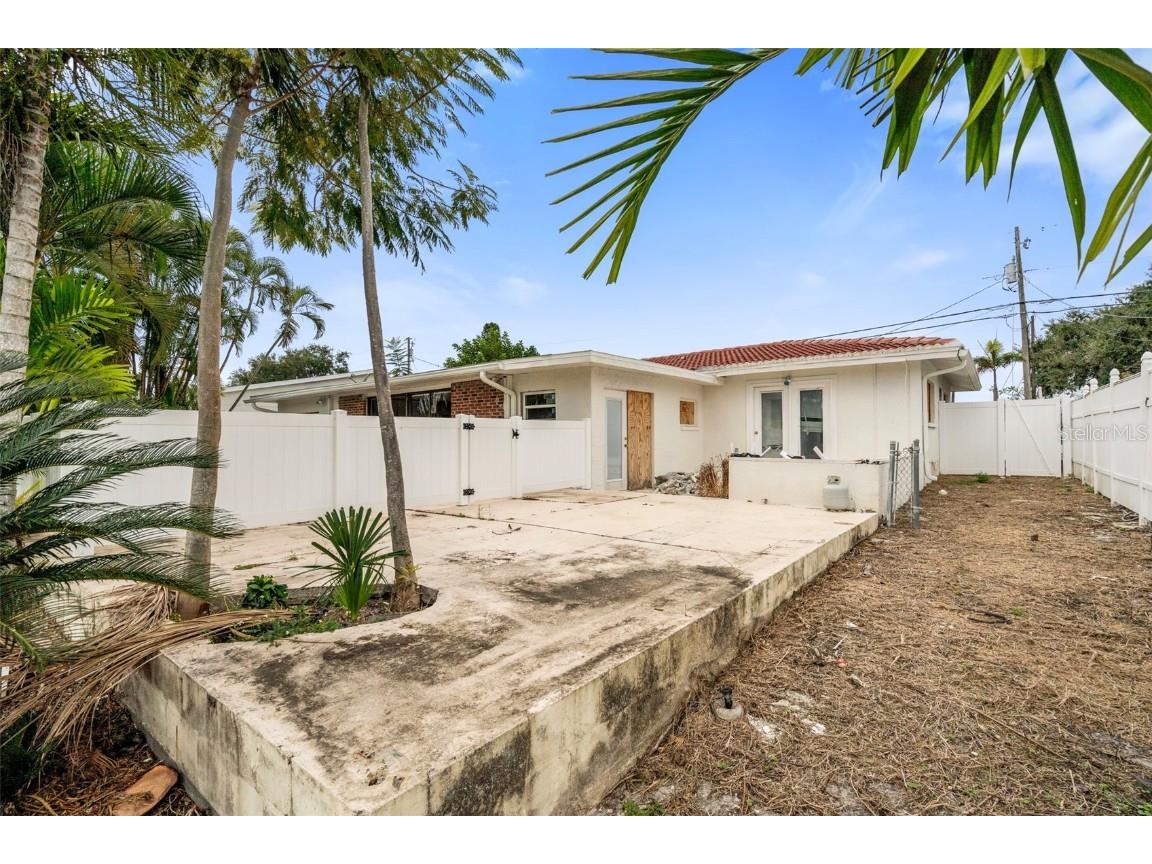 9570 Sun Isle Drive NE Saint Petersburg FL 33702 TB8457108 image9