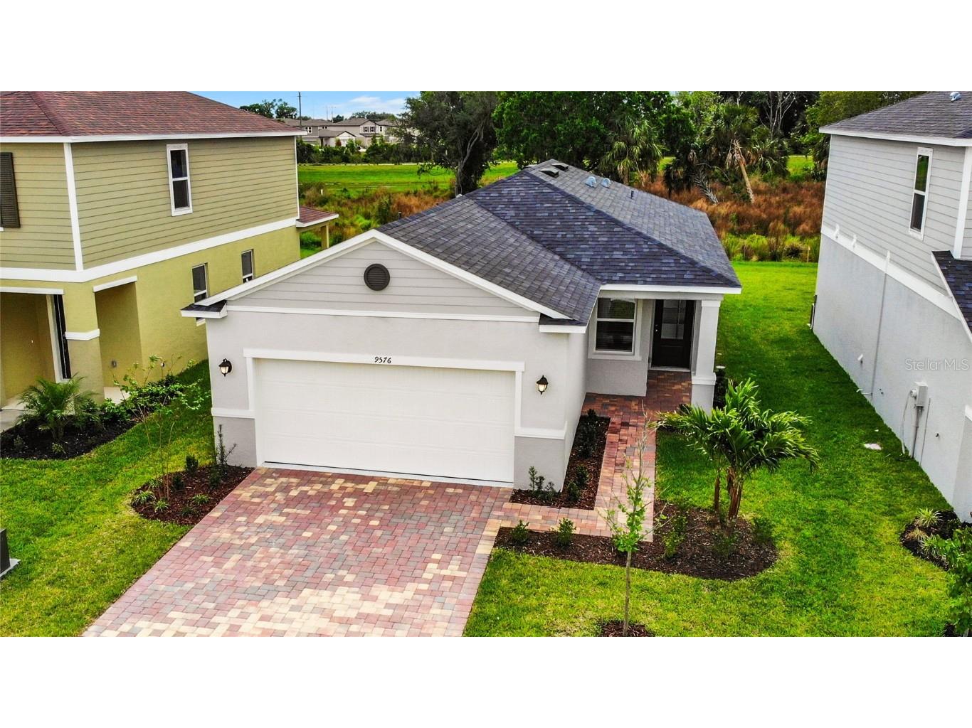 9576 Sandy Bluffs Circle Parrish FL 34219 O6189045 image1