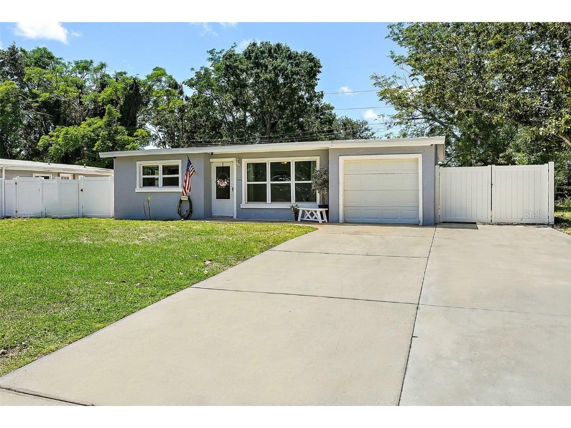 9578 88th Way Seminole FL 33777 TB8372247 image1