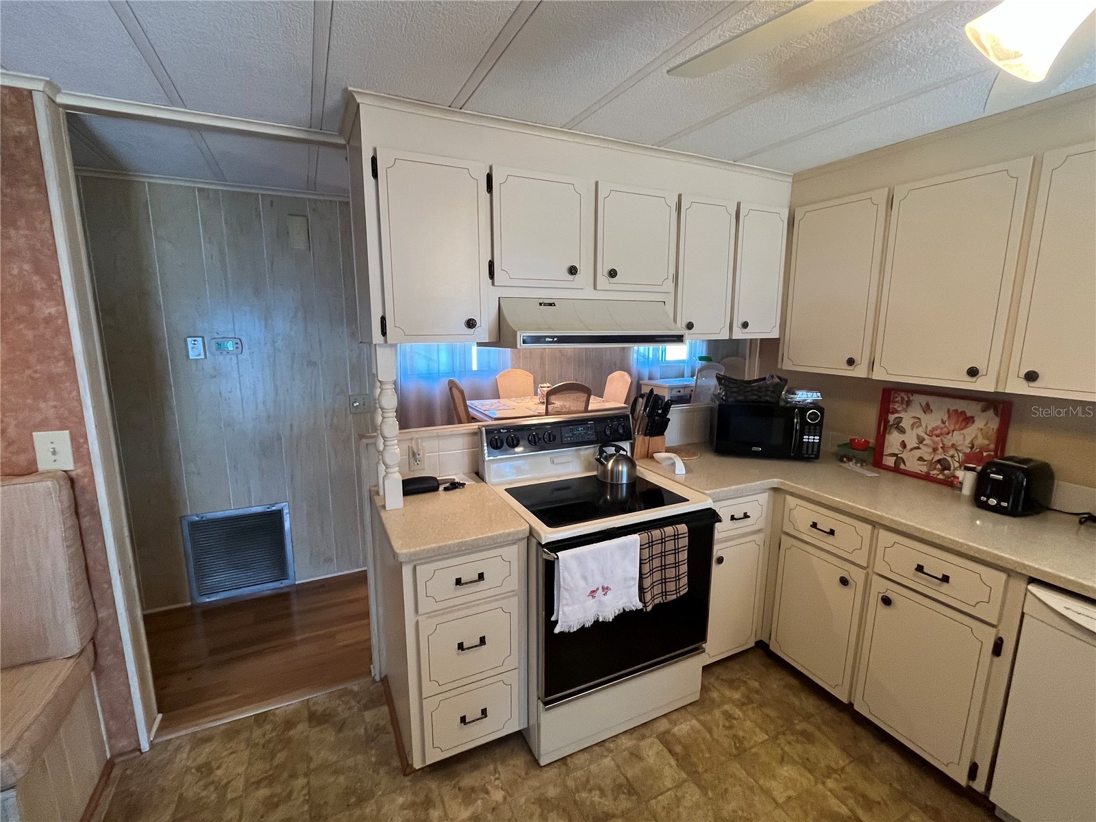 958 Cortina Boulevard Venice FL 34285 N6143149 image8