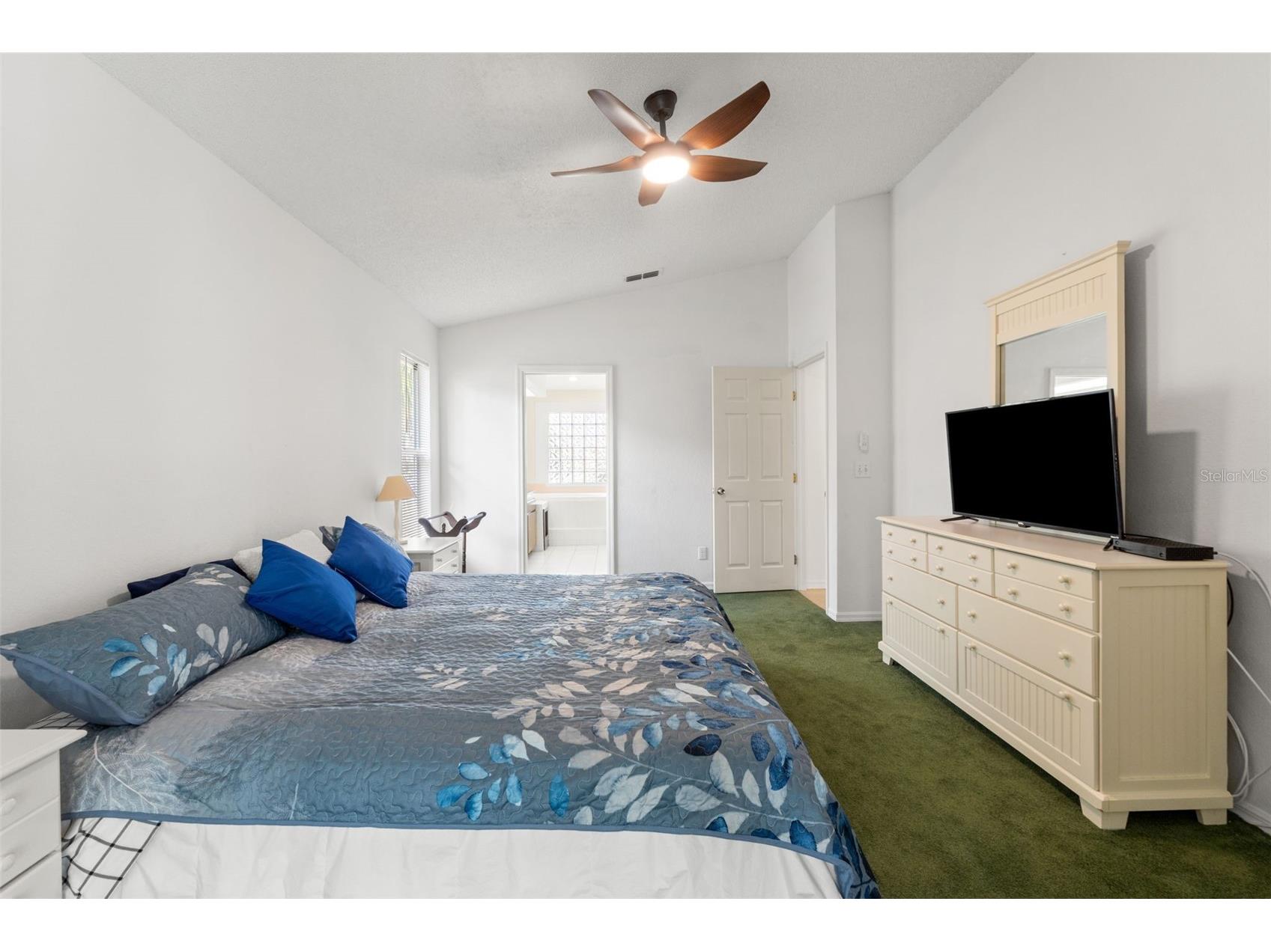 958 Ridgewood Terrace Tarpon Springs FL 34689 W7883170 image15