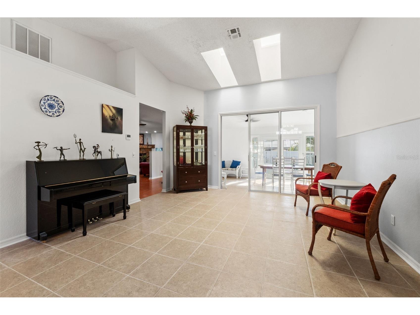 958 Ridgewood Terrace Tarpon Springs FL 34689 W7883170 image25