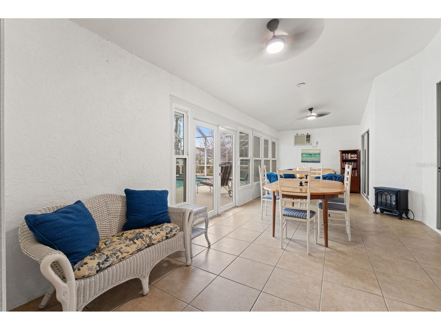 958 Ridgewood Terrace Tarpon Springs FL 34689 W7883170 image48