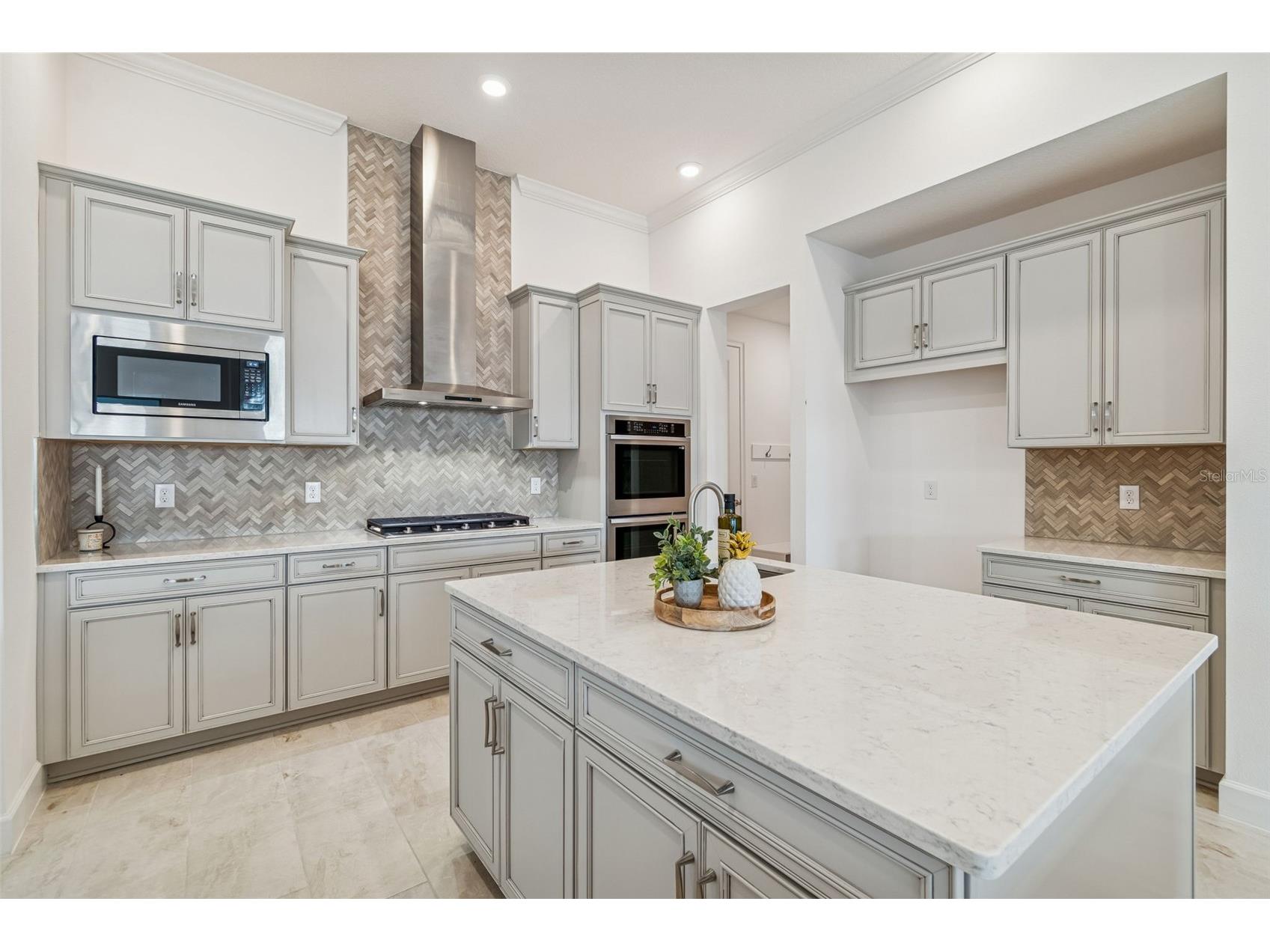 958 Signet Drive Apollo Beach FL 33572 TB8483014 image15