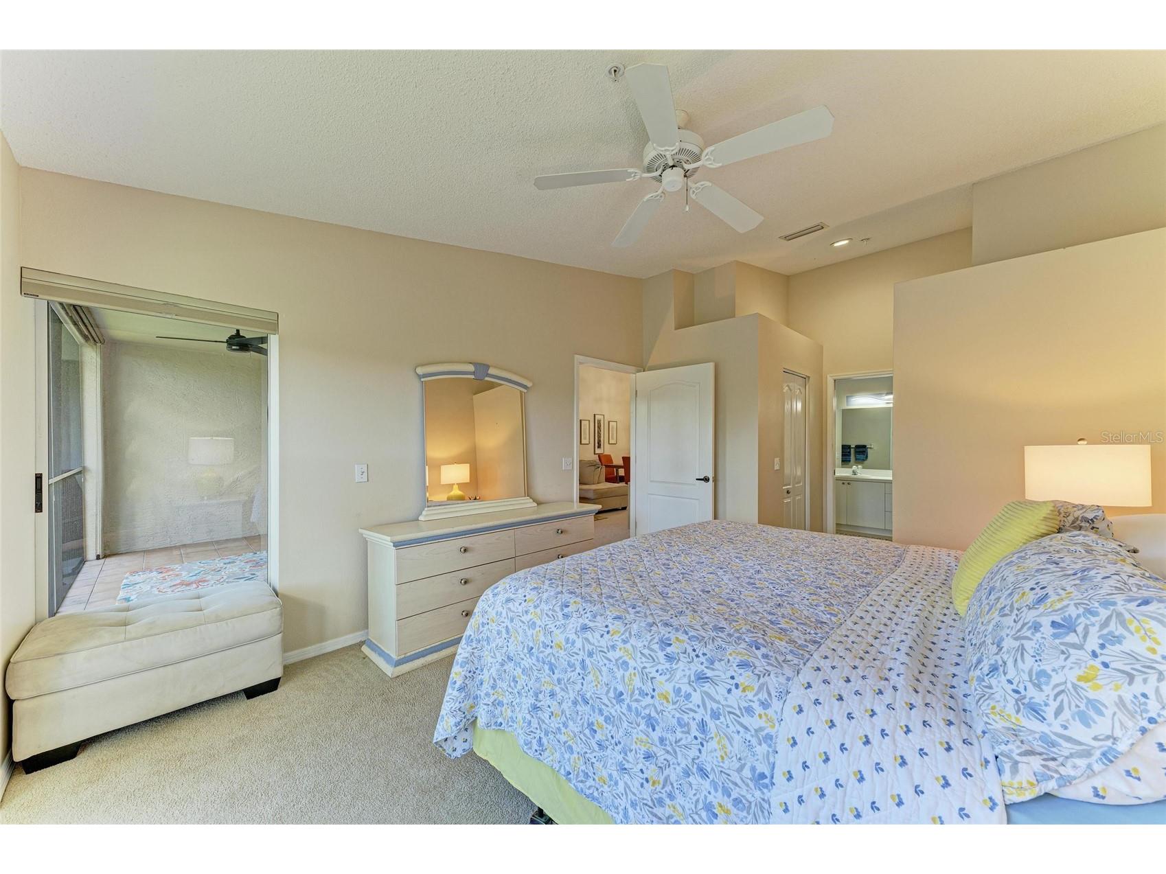9580 High Gate Drive #1822 Sarasota FL 34238 A4679510 image16