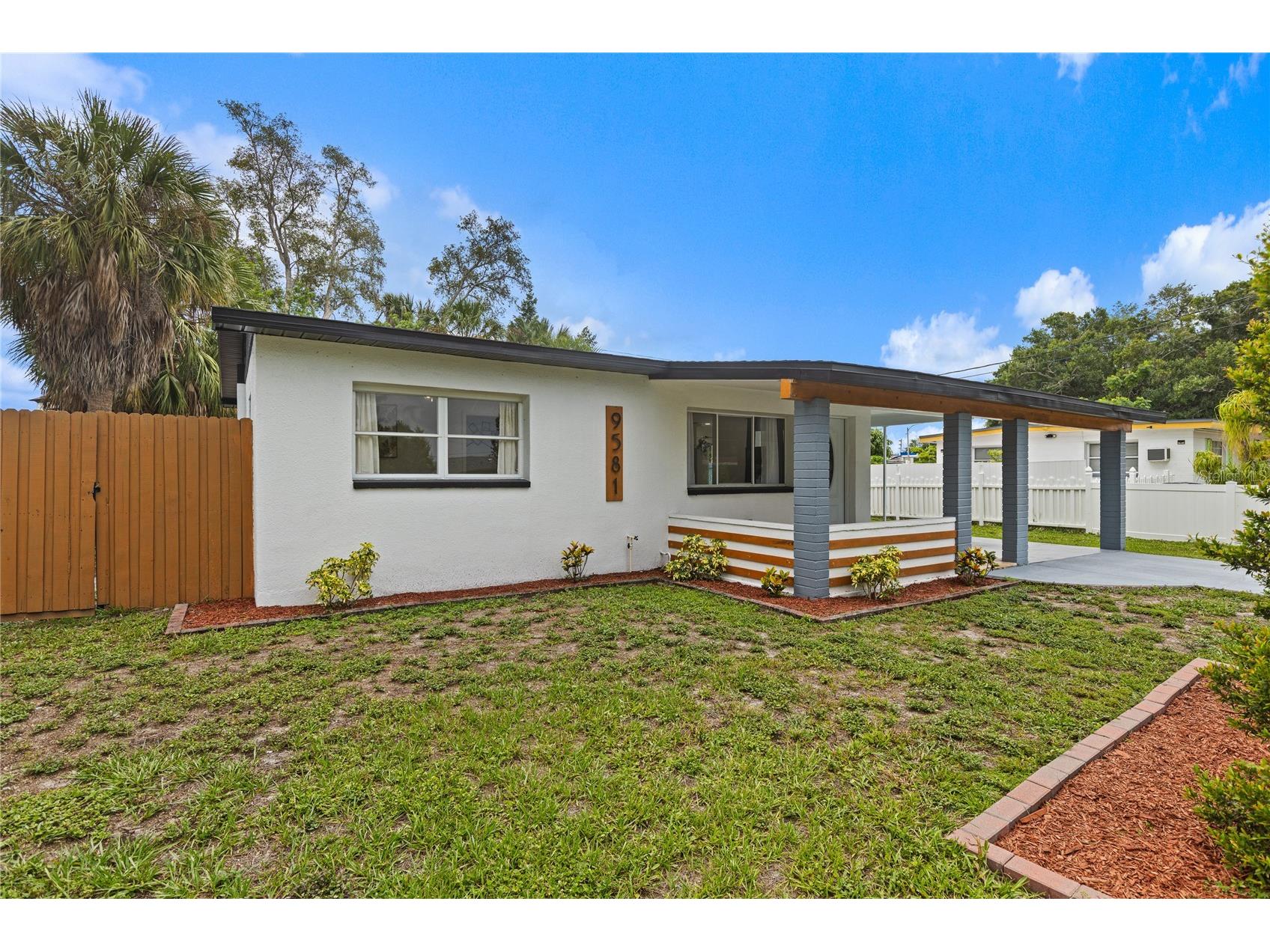 9581 49th Way N Pinellas Park FL 33782 TB8526093 image3