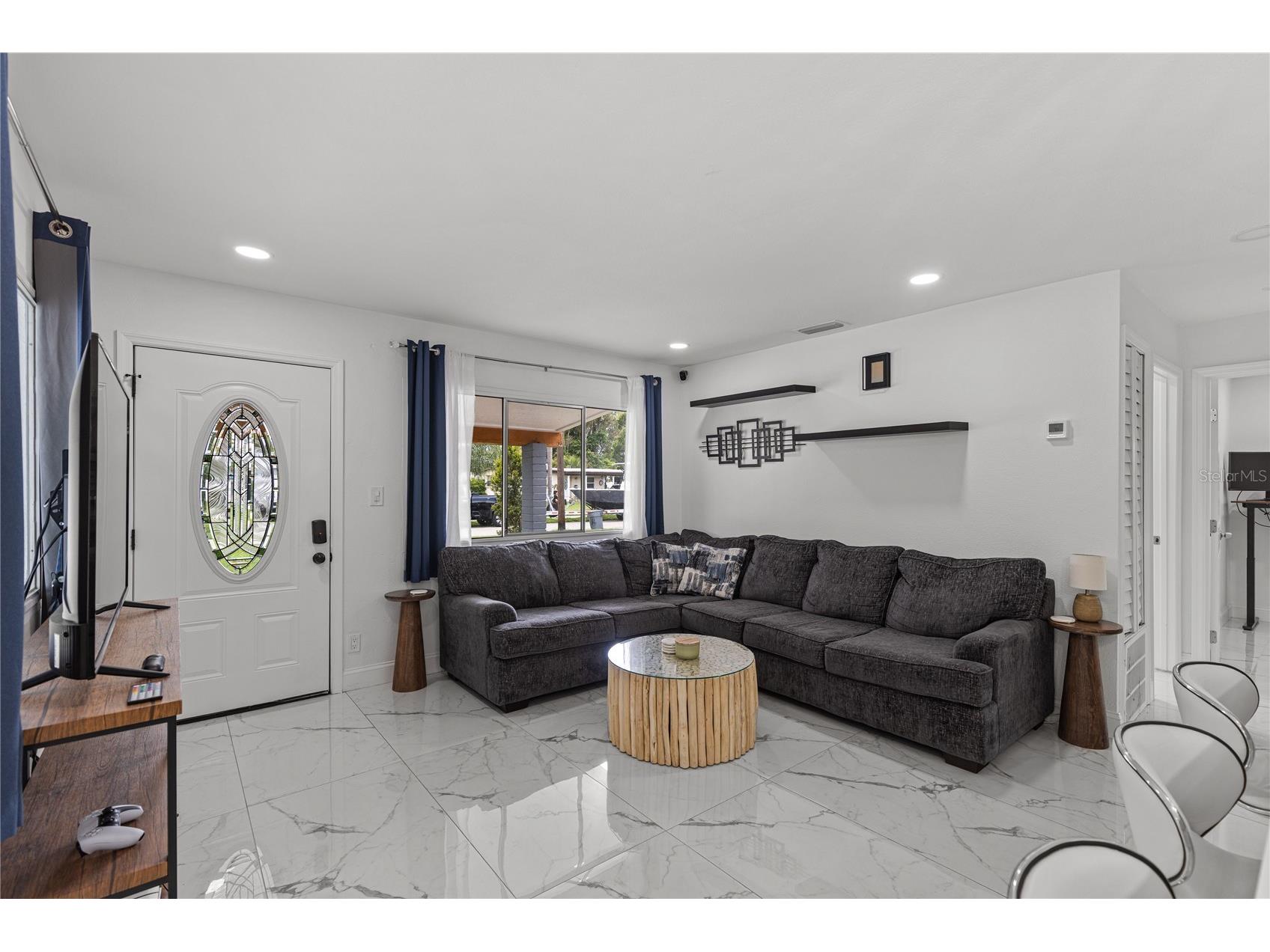 9581 49th Way N Pinellas Park FL 33782 TB8526093 image8