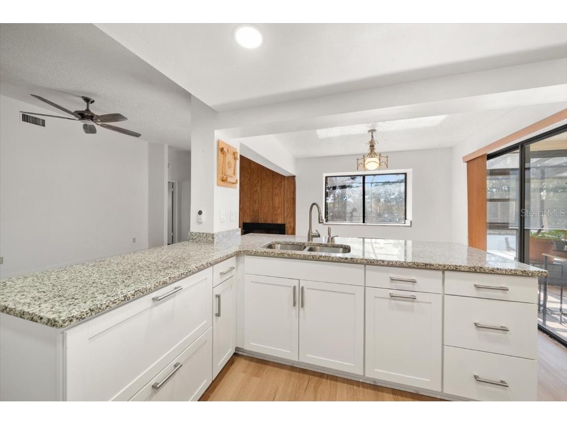 9582 103rd Avenue Seminole FL 33777 TB8452288 image12