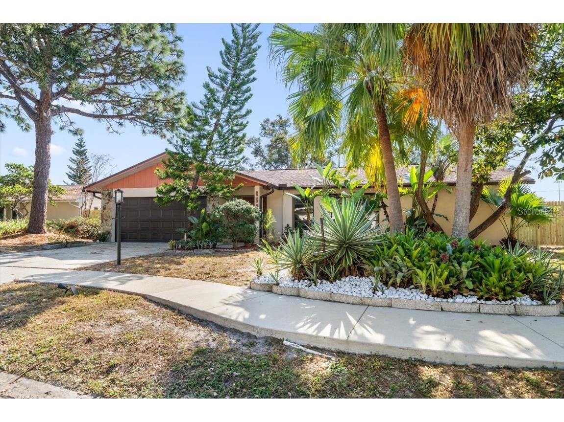 9582 103rd Avenue Seminole FL 33777 TB8452288 image2