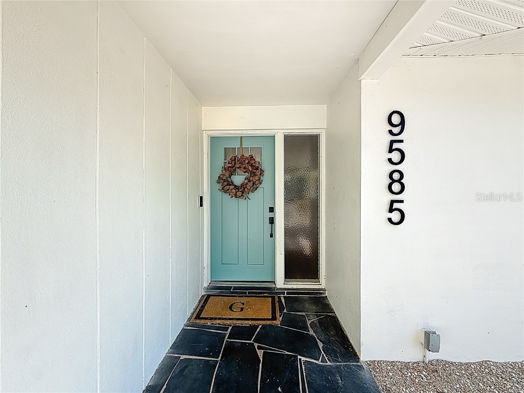 9585 Portside Drive Seminole FL 33776 TB8451046 image5