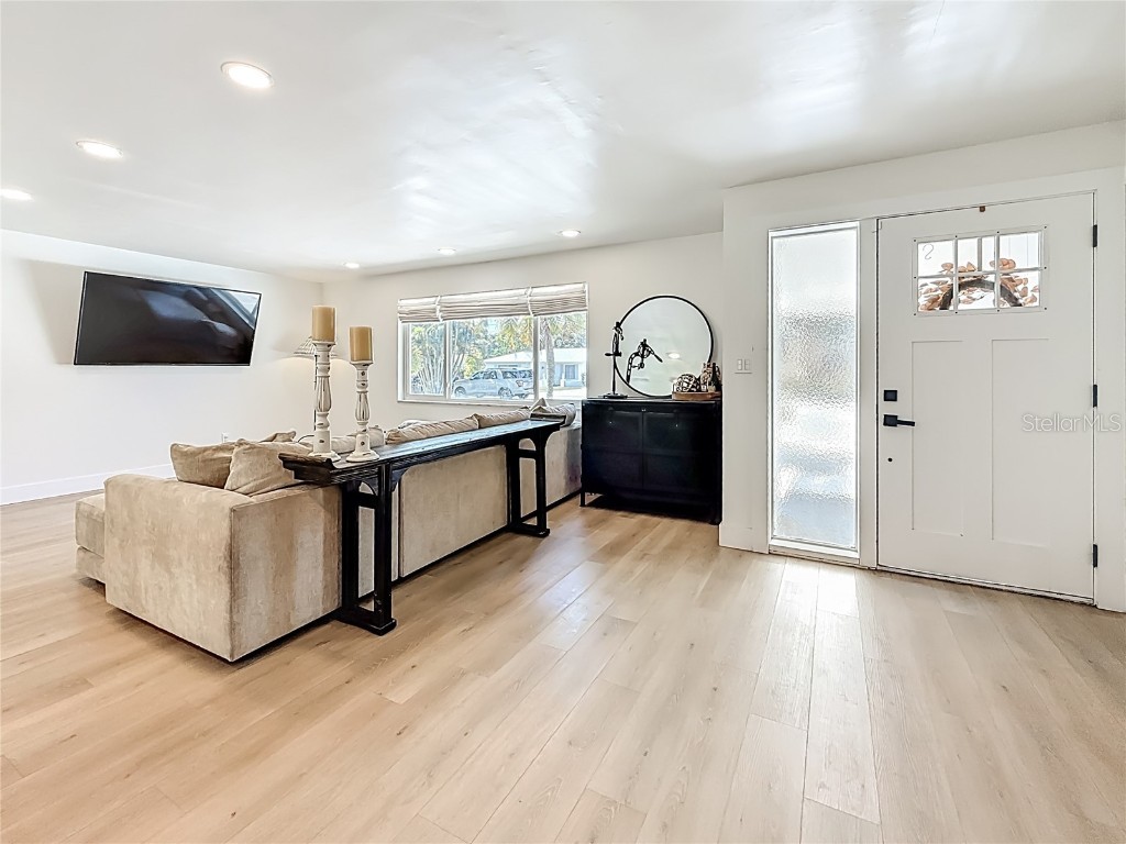 9585 Portside Drive Seminole FL 33776 TB8451046 image6