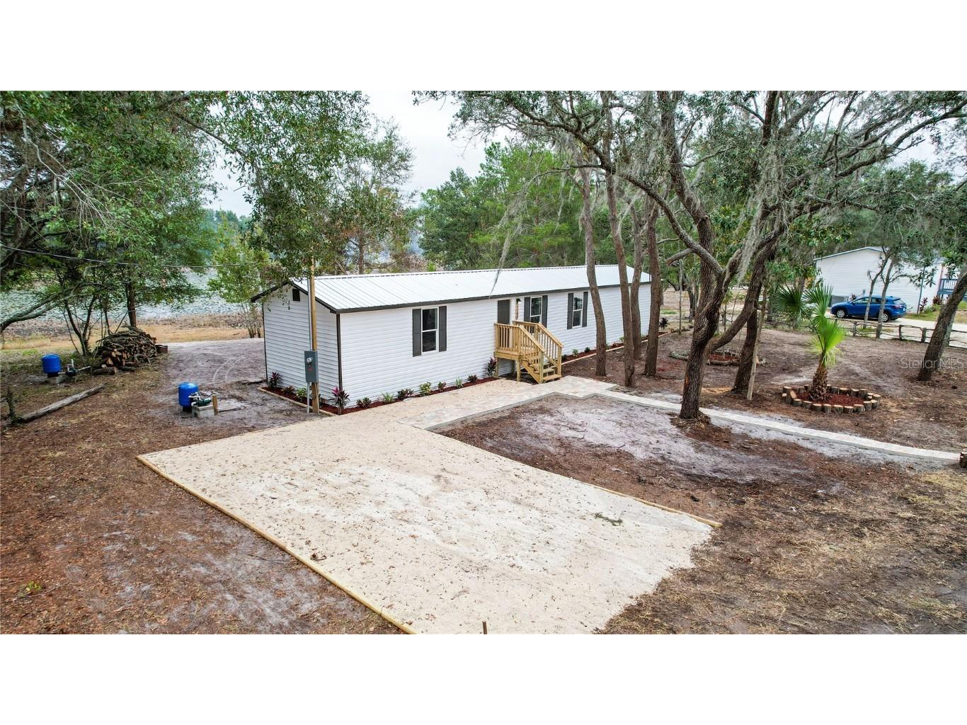 9585 Round Lake Drive Weeki Wachee FL 34613 - Round Lake T3487127 image1