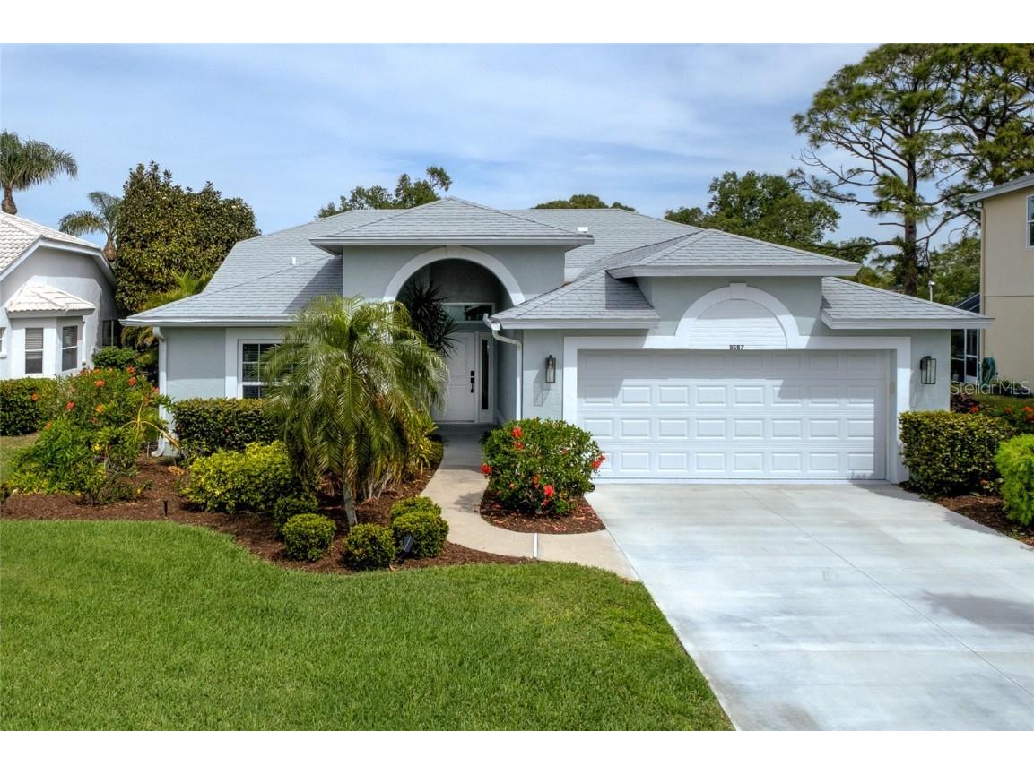 9587 Knightsbridge Circle Sarasota FL 34238 A4646161 image1