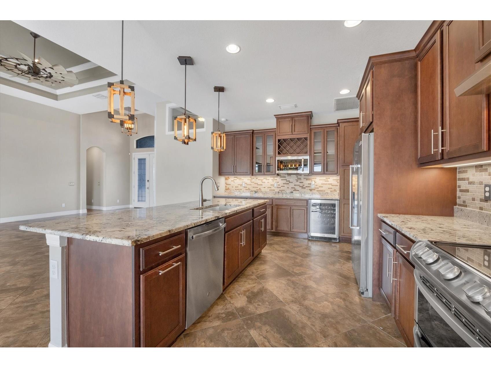 9588 Galaxie Circle Port Charlotte FL 33981 - KEYSTONE WATERWAY D6145579 image11