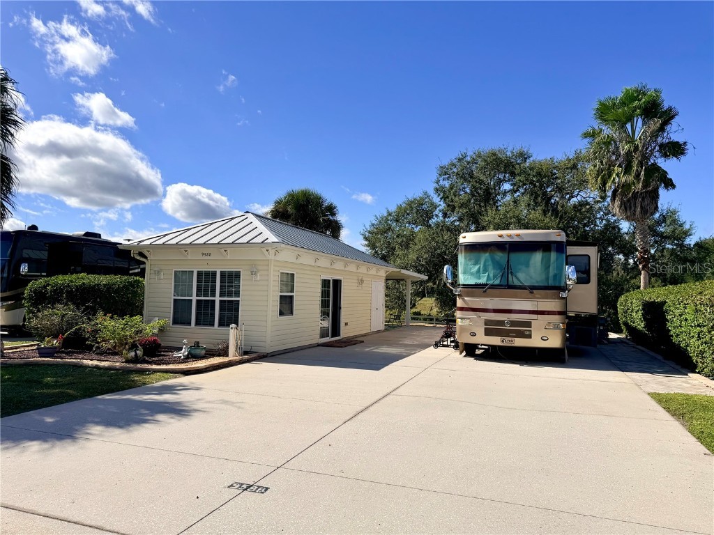 9588 SE 47th Way Webster FL 33597 G5104086 image2