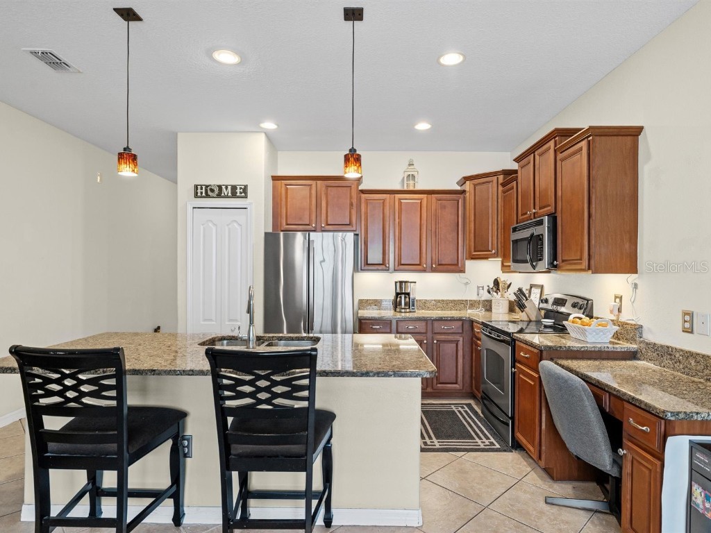 9588 Trumpet Vine Loop Trinity FL 34655 W7879643 image3