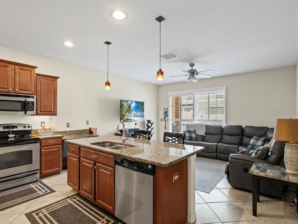 9588 Trumpet Vine Loop Trinity FL 34655 W7879643 image6