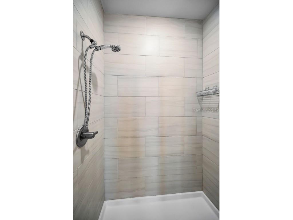 9589 Cavendish Drive Tampa FL 33626 TB8406261 image32