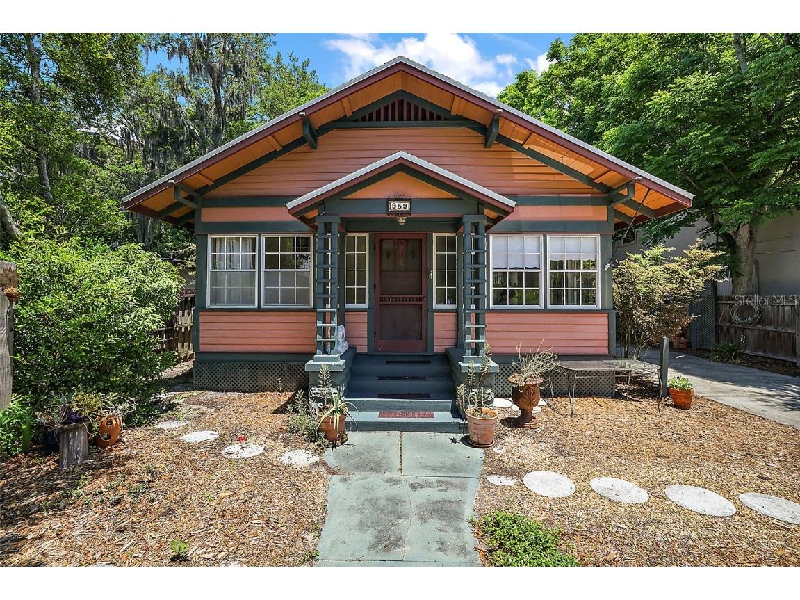 959 E 5th Avenue Mount Dora FL 32757 G5082278 image1