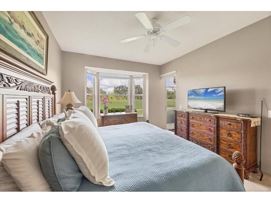 9590 High Gate Drive #1912 Sarasota FL 34238 A4667299 image17