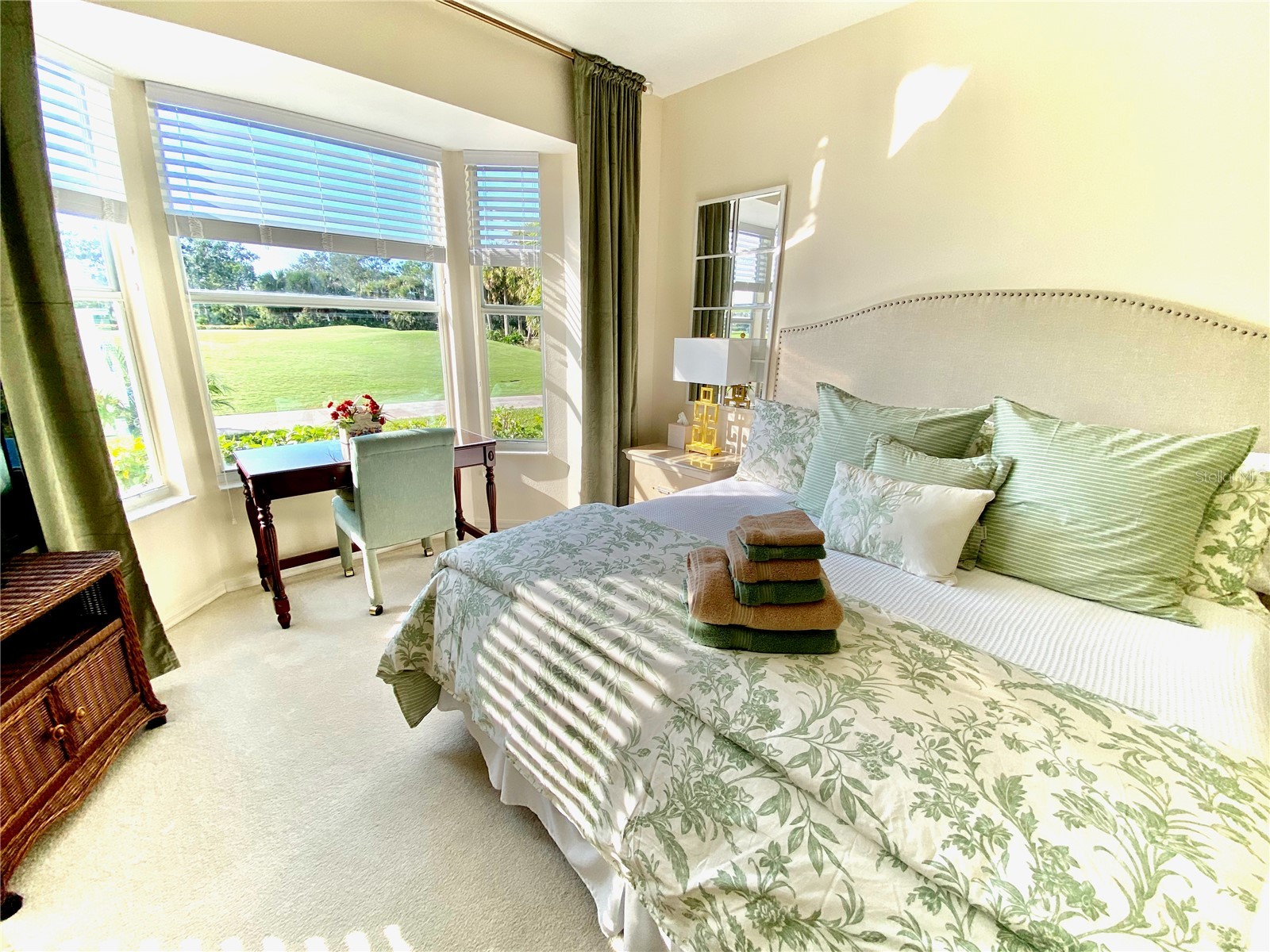 9590 High Gate Drive #1915 Sarasota FL 34238 A4699153 image10