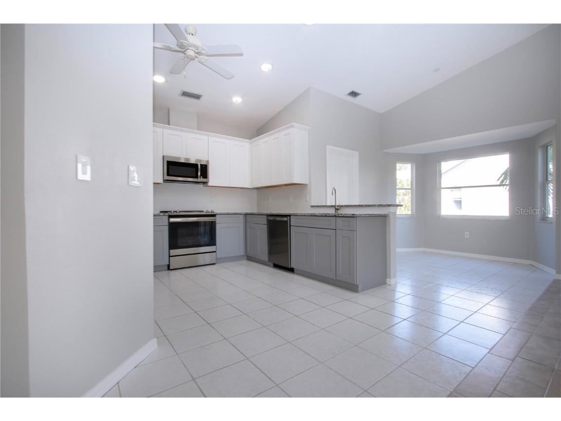 9590 Knightsbridge Circle Sarasota FL 34238 A4675801 image10