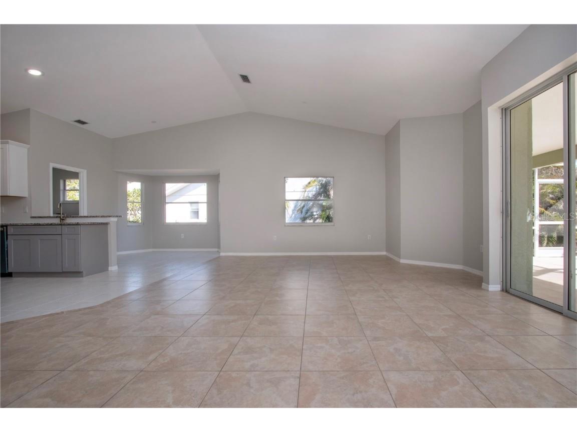 9590 Knightsbridge Circle Sarasota FL 34238 A4675801 image11