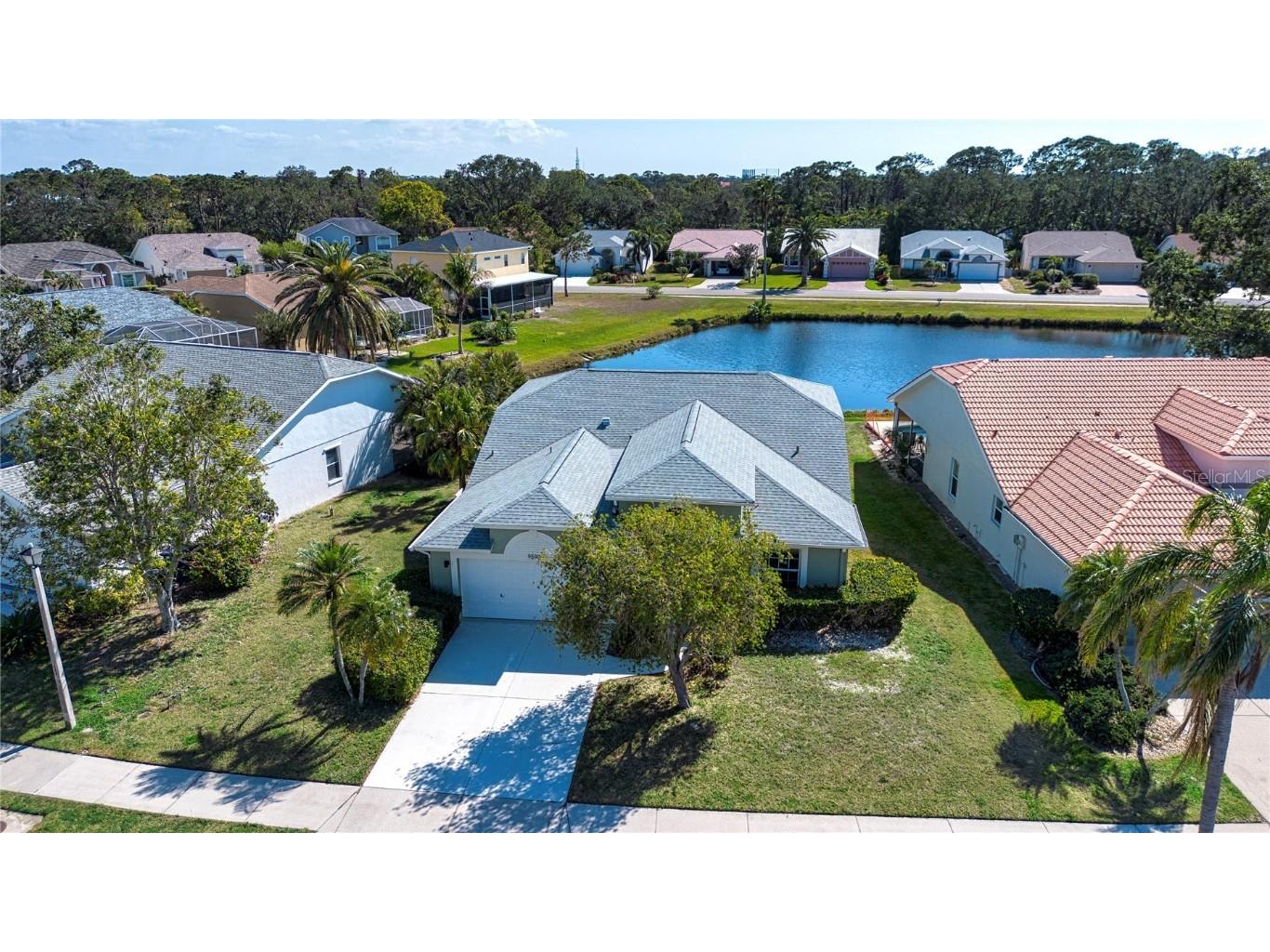 9590 Knightsbridge Circle Sarasota FL 34238 A4675801 image2