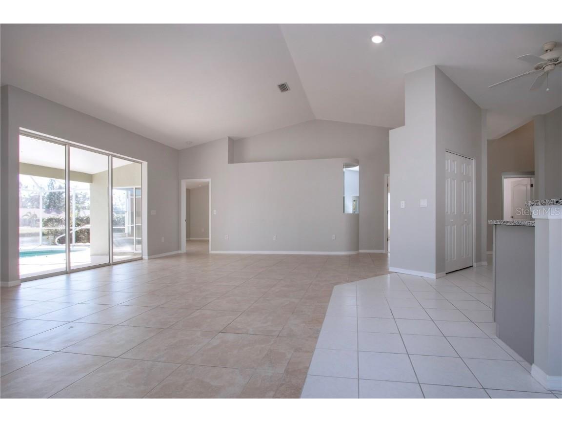 9590 Knightsbridge Circle Sarasota FL 34238 A4675801 image20