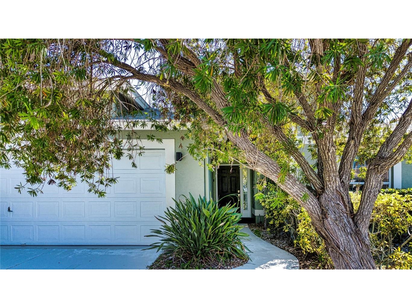 9590 Knightsbridge Circle Sarasota FL 34238 A4675801 image3