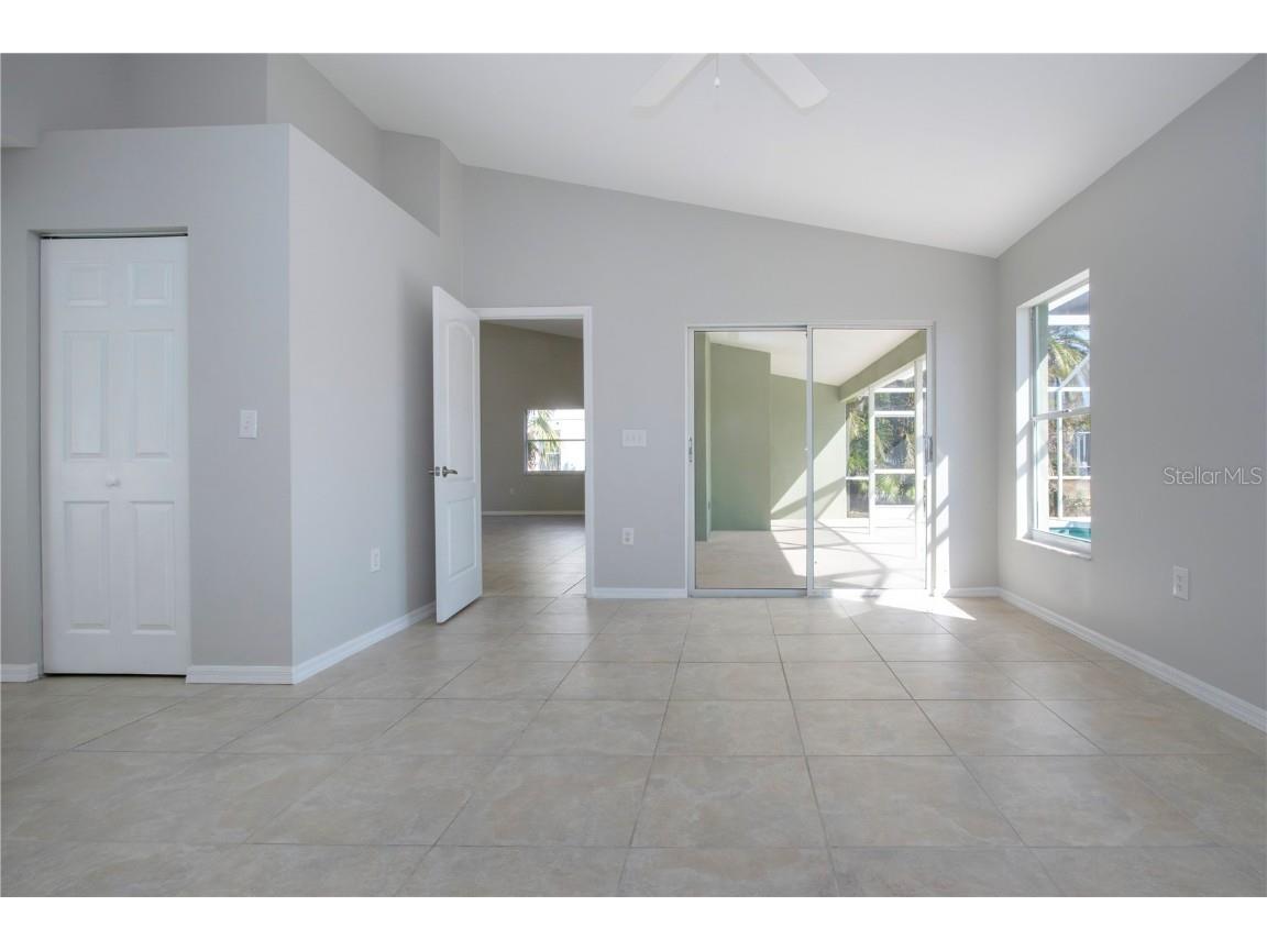 9590 Knightsbridge Circle Sarasota FL 34238 A4675801 image32