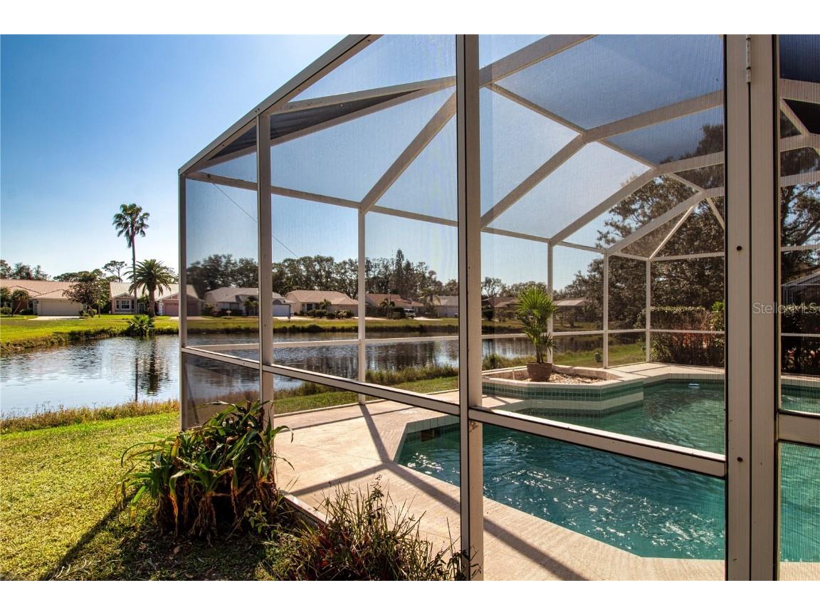 9590 Knightsbridge Circle Sarasota FL 34238 A4675801 image56