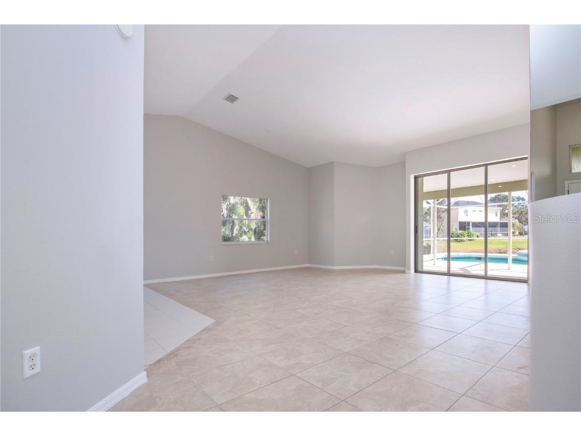 9590 Knightsbridge Circle Sarasota FL 34238 A4675801 image6