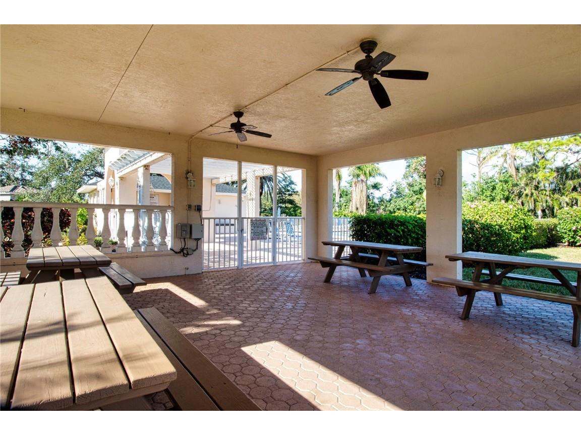 9590 Knightsbridge Circle Sarasota FL 34238 A4675801 image65