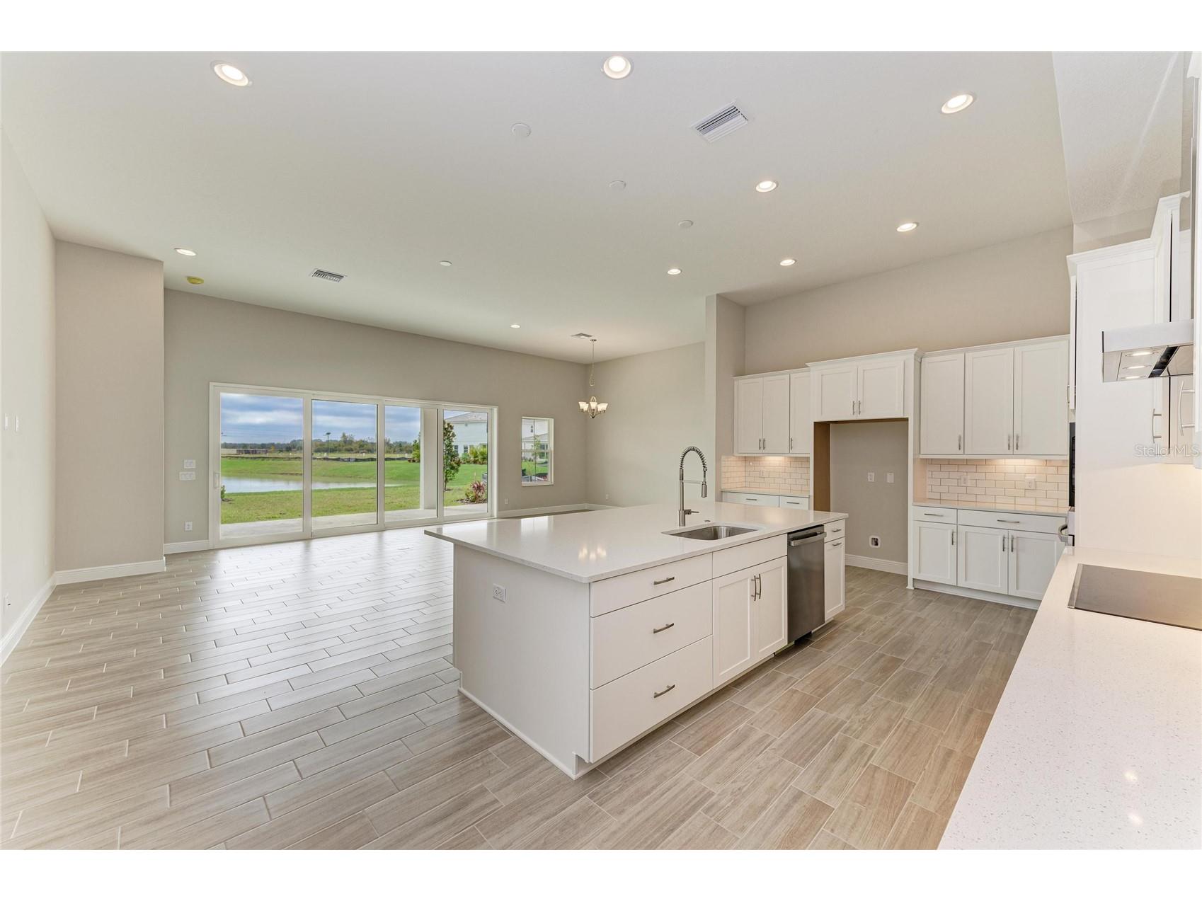 9592 Surrey Rose Drive San Antonio FL 33576 TB8456826 image14