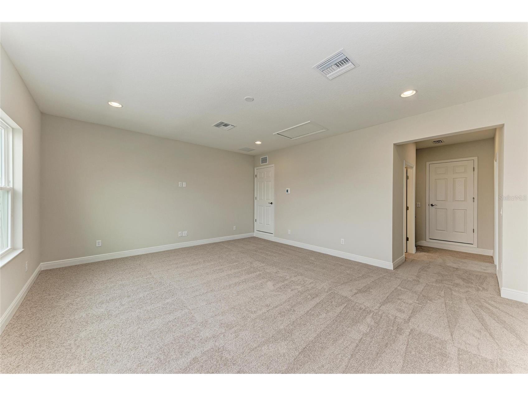 9592 Surrey Rose Drive San Antonio FL 33576 TB8456826 image33