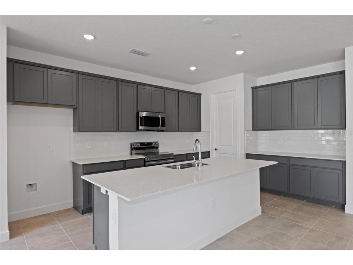 9593 Vibrant Lane Venice FL 34292 O6193365 image2