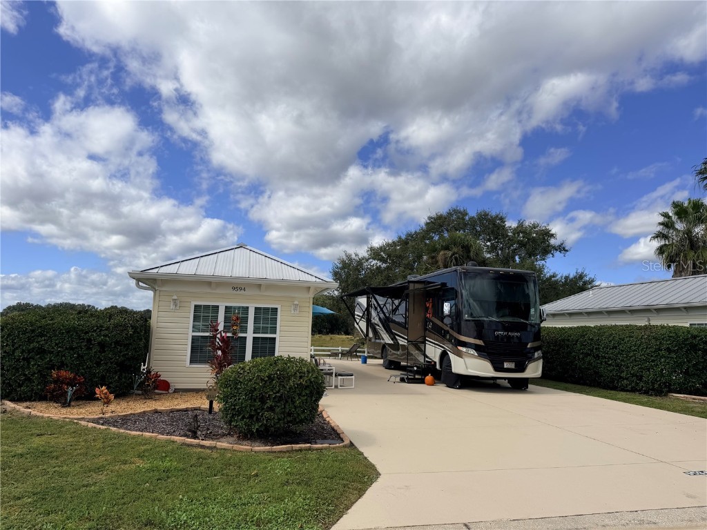 9594 SE 47th Way Webster FL 33597 G5104067 image2