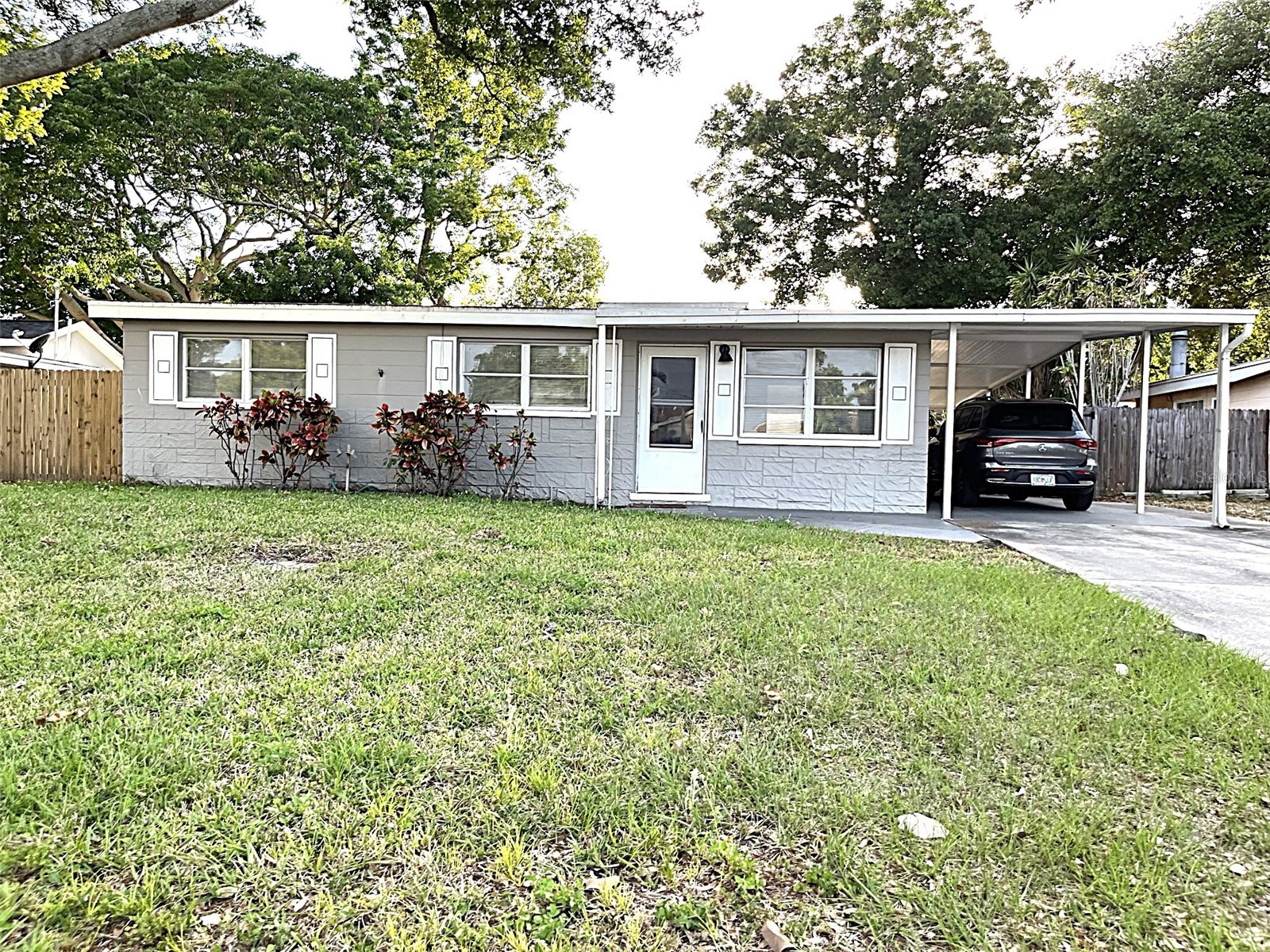 9596 Groveland Street Seminole FL 33772 A4671783 image1