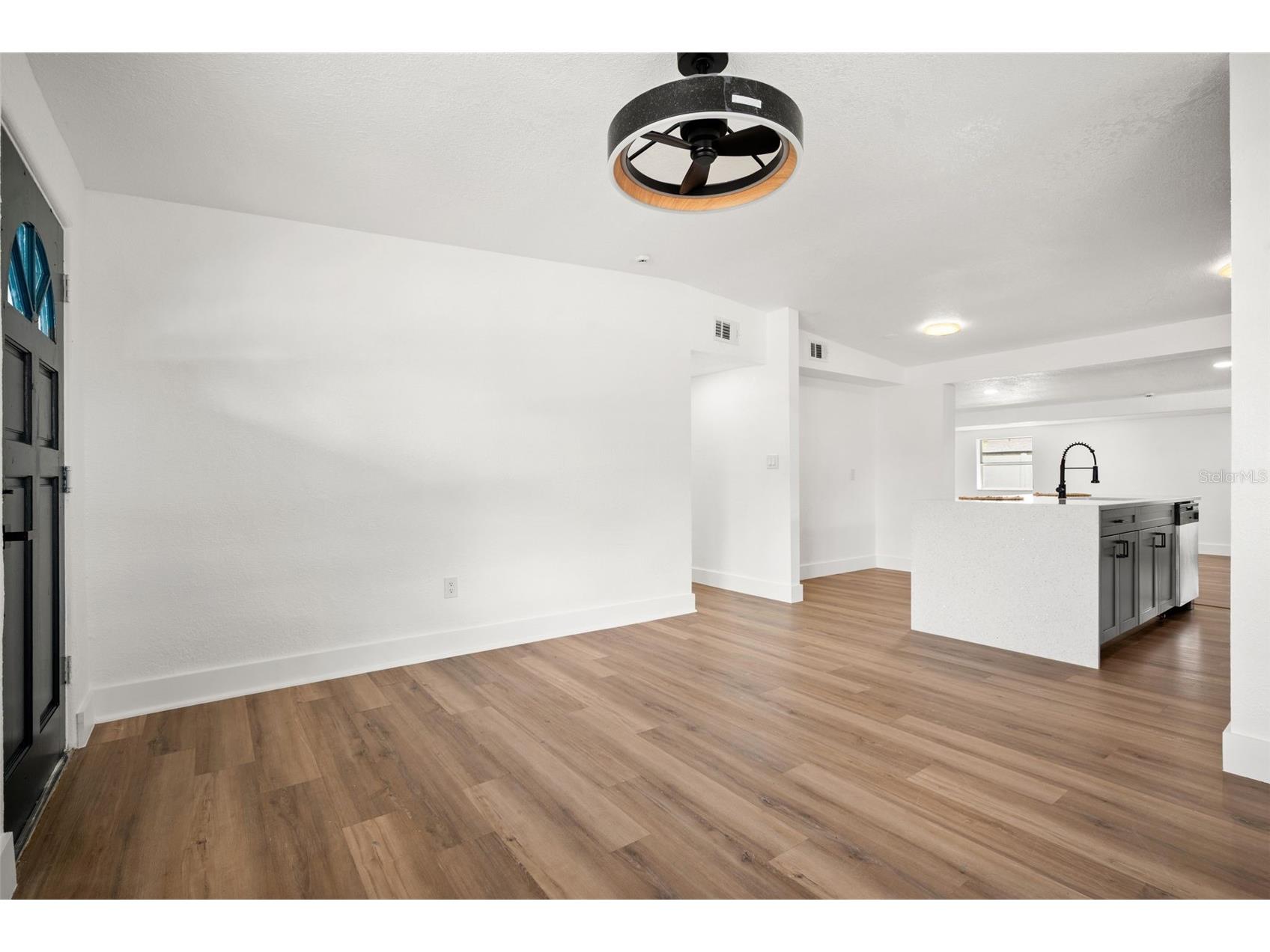 9596 Groveland Street Seminole FL 33772 O6415478 image21