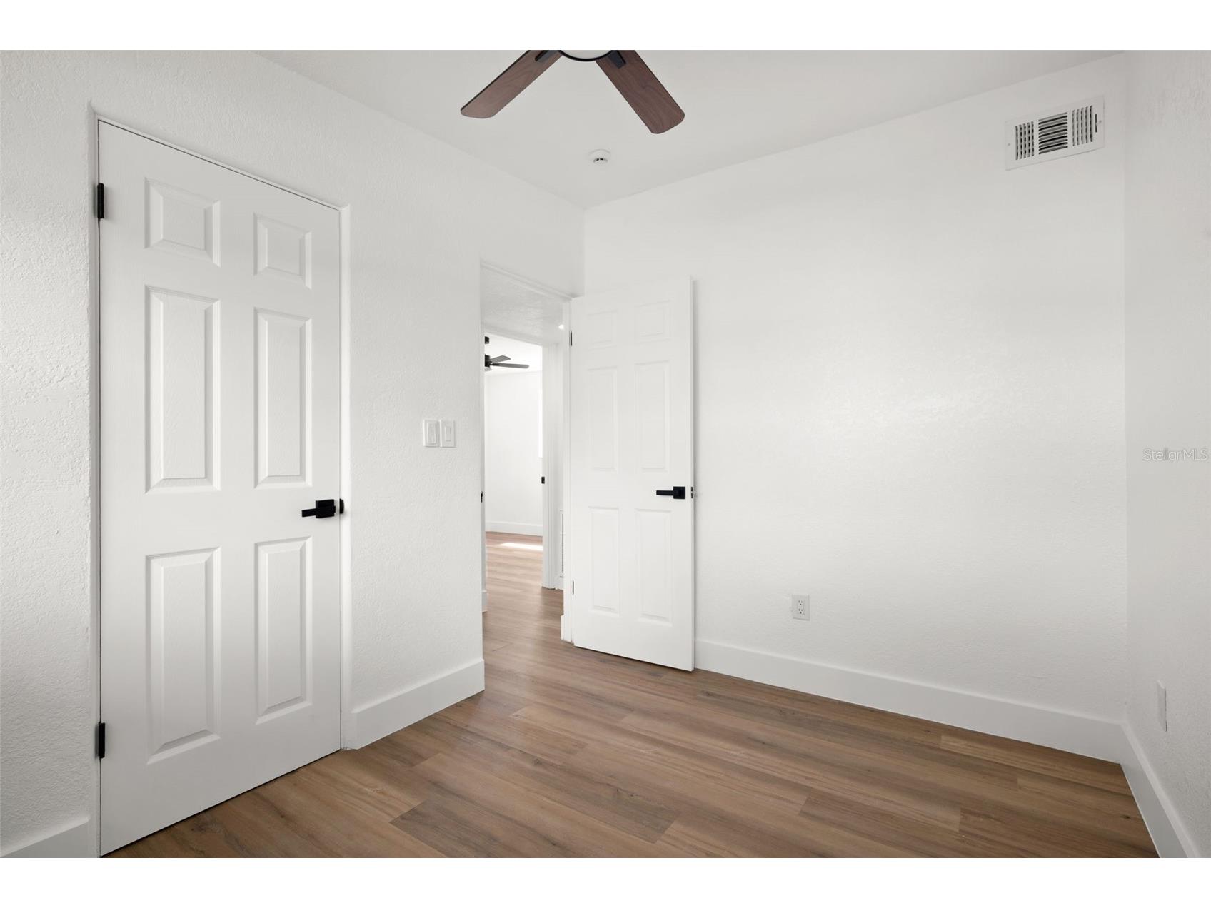 9596 Groveland Street Seminole FL 33772 O6415478 image24